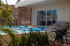 Oceanview Luxury Retreat with Private Infinity Pool